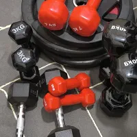 میز پرس ورزشی دمبل وزنه هالتر حتماً اول کامل بخون|تجهیزات ورزشی|مشهد, میعاد (شهرک غرب)|دیوار