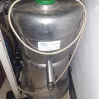 آبمیوه گیری نادی صنعت