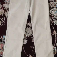 دو عدد شلوار و یک عدد مانتو