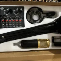 میکروفون BM800 با کارت صدای v8