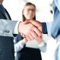نیازمند همکار آقا و خانم مشاور املاک