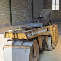 اجاره دهی غلطک 20تنی10تن کوبیدن زیرسازی.محوطه سوله