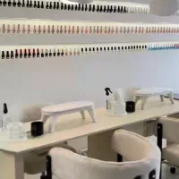 اجاره میز ناخن ماهانه دومیلیون پانصد