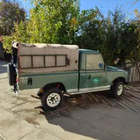 لندرور یک تنی مدل ۶۱