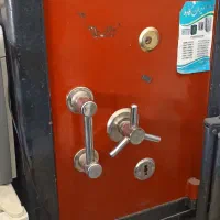 گاوصندوق  گاو صندوق