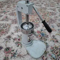 آبمیوه گیری دستی