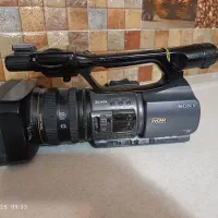 دوربین فیلمبرداری pd175