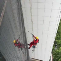 خدمات کار در ارتفاع با طناب|خدمات پیشه و مهارت|رشت, چله خانه|دیوار