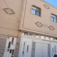 منزل دو طبقه ورودی کاملا مجزا نوساز