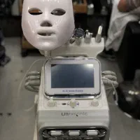 دستگاه فشیال و پاکسازی  صورت