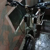 دوچرخه فنردار سفید سند دار|دوچرخه، اسکیت، اسکوتر|ملکان, |دیوار