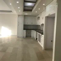 ۹۴ متر + کلید نخورده + امیرآباد