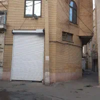 ملک فروشی ،مغازه