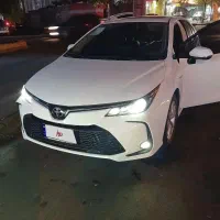 تویوتا کرولا ۱۸۰۰ هیبرید