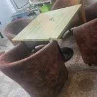میز و صندلی مخصوص کافی شاپ