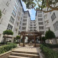 آپارتمان-نوساز-ساحلی-خط-دریا-سند-دار