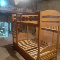 تخت خواب ۲طبقه تمام چوب|تخت و سرویس خواب|تهران, بوستان سرخه حصار|دیوار