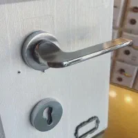 دستگیره و یراق الات