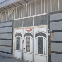 انباری ۱۰۰ متری با ارتفاع ۵ متری