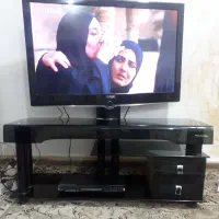 میز تلویزیون mdf درحدنو وشیشه ای عالی