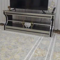 زیر تلویزیون در حد نو