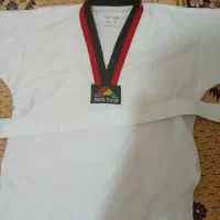 لباس تکواندو در حد نو