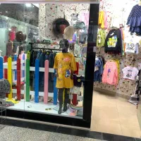 ویترین مغازه