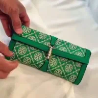 کیف دوشی برند توری برچ