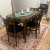 میز ناهار خوری پنج نفره