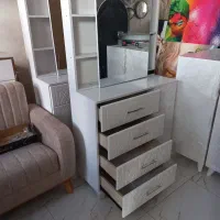 میز آرایش سفید رنگ|جاکفشی، کمد، دراور|ایلام, |دیوار