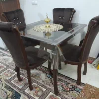 میز نهار خوری ۴ نفره تمام چوب راش در حد نو