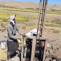 دستگاه حفاری برقی تراکتوری