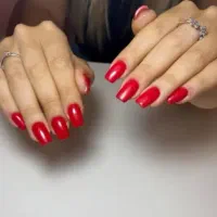 کاشت ناخن و دیزاین حرفه ایی