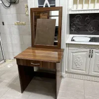 میز ارایش طرح پارمیدا