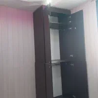 ۲ عدد کمد یکی کمد بچه و یک تخت دو نفره با تشک|اسباب و اثاث بچه|مشکین‌دشت, |دیوار