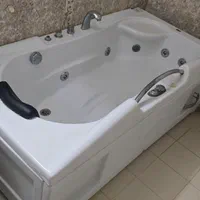 وان و جکوزی