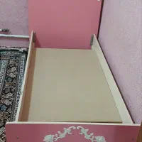 تختخواب و کمد کودک|تخت و صندلی بچه|مرند, |دیوار