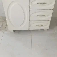 کابینت فلزی