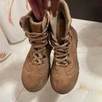 یک جفت نیم بوت