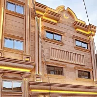 اجرای سنگ کاری و سرامیک کاری.