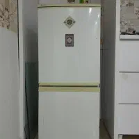 مینی یخچال فریزر شارپ ۹ فوت
