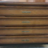 دراور ۴ کشوه در حد نو ریل چوبی روان روان