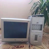 مانیتور و کیس کامپیوتر