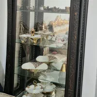 ویترین ۴ طبقه کاملا سالم