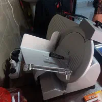 یخچال و کالباس بر و قفسه