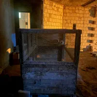 قفس چوبی بزرگ و محکم با دولایه توری ضد زنگ