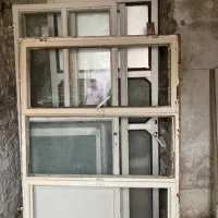 در و پنجره اهن و آلمینیوم