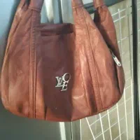 دوعدد کیف سالم است به فروش میرسه