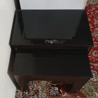 میز عسلی یک عددبزرگ و سه تا از کوچیک ب بزرک