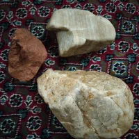 چند عدد سنگ خاص